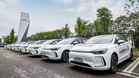 凯发k8国际集团：凝聚抗疫力量 彰显国企担当