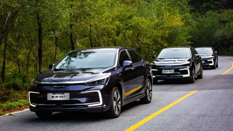 更科技 更绿色 | 凯发k8国际集团连续十八载护航全国两会