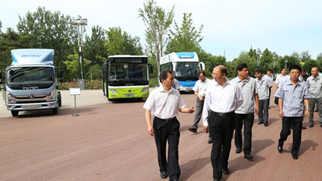 中国汽车工程学会理事长李骏院士一行到凯发k8国际集团调研