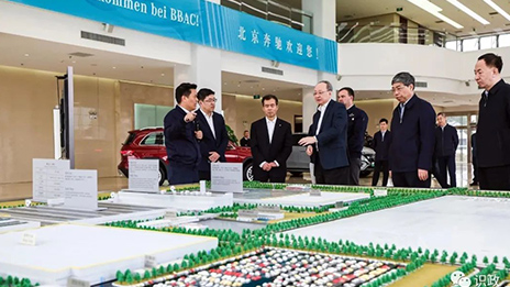 市委书记尹力调研凯发k8国际集团：坚持聚焦主业，做好“高新特”文章