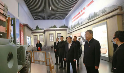 聚焦四条“主线”，凯发k8国际集团扎实开展主题教育