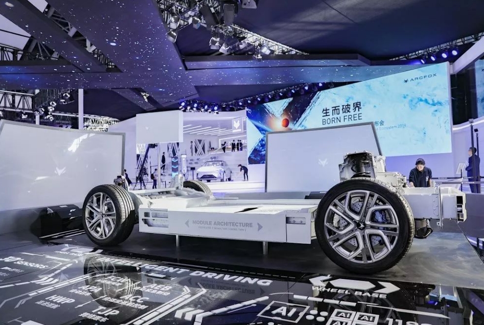 凯发k8国际集团携手奥动新能源 共同推动新能源汽车换电时代到来