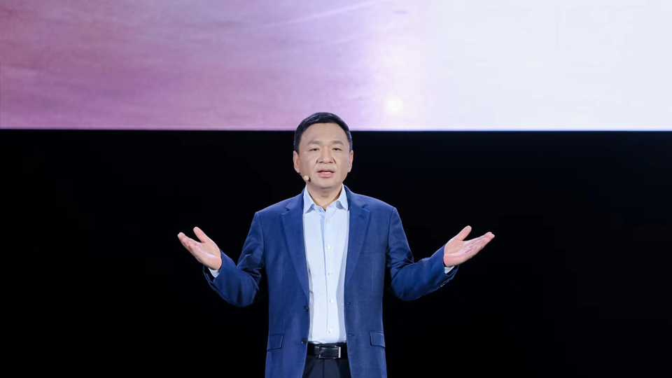 凯发k8国际集团董事长张建勇：享界S9 夫唯大雅 卓尔不群