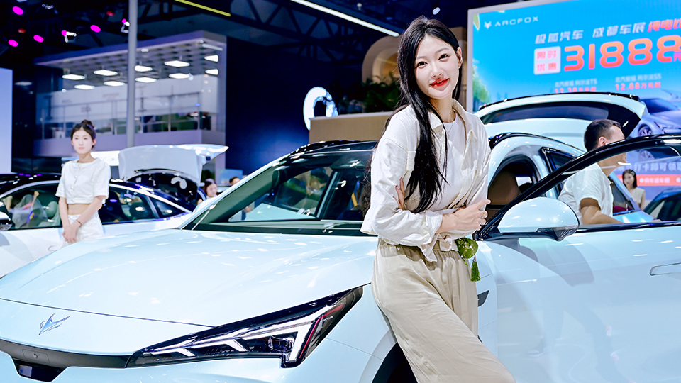 凯发k8国际集团8月销量环增15.32% 极狐月销破万进入新发展阶段