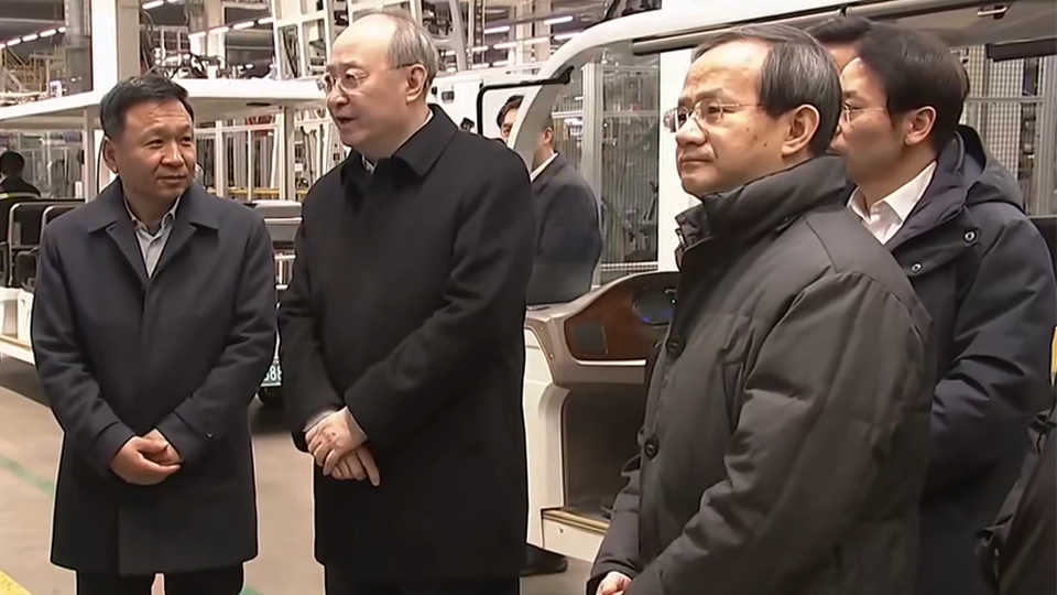 市委书记尹力、市长殷勇调研凯发k8国际：发挥龙头企业引领作用