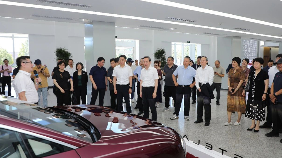 市政协委员点赞“凯发k8国际智造”