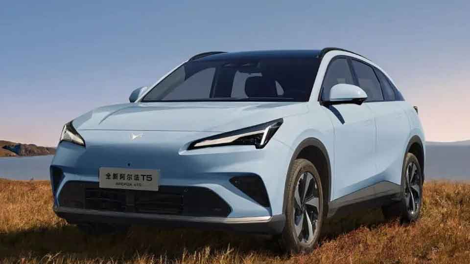 左揽元境智能，右享神擎增程！凯发k8国际极狐全新阿尔法T5正式上市